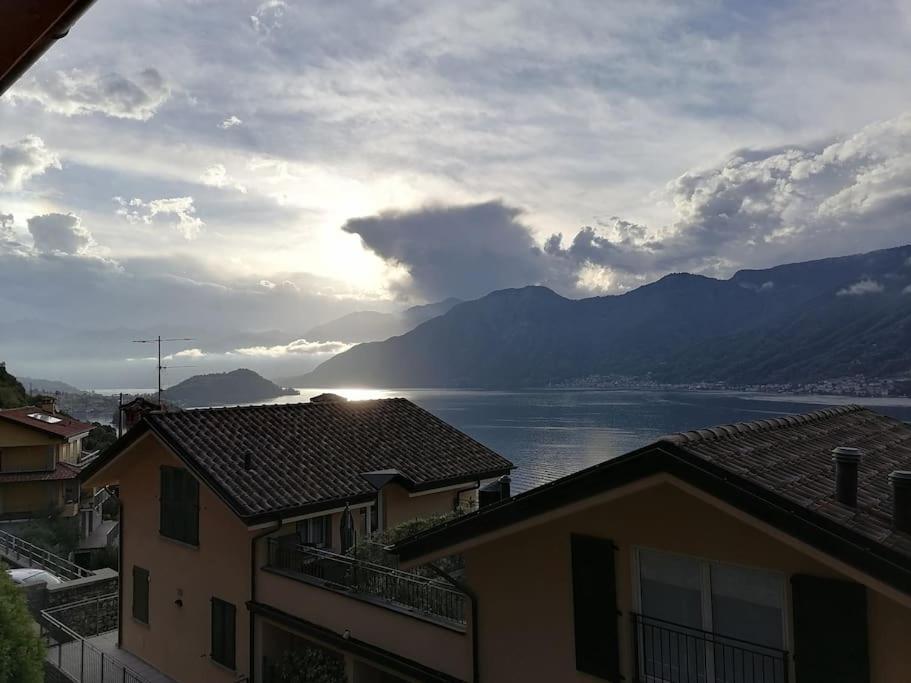 Vista Lago Panoramica Colonno エクステリア 写真